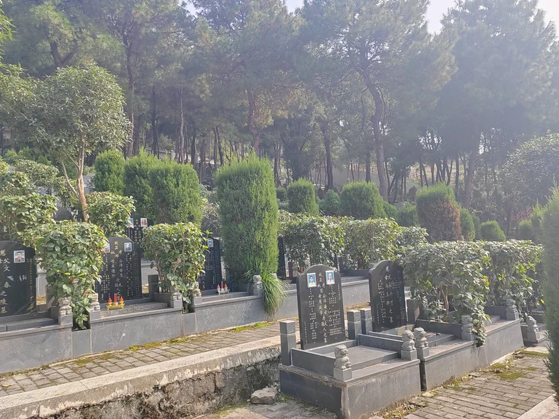 江北区郭家沱公墓